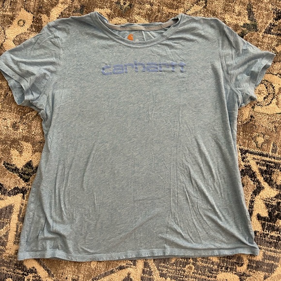 2 Women’s Carhartt 2XL shirts - Picture 2 of 3